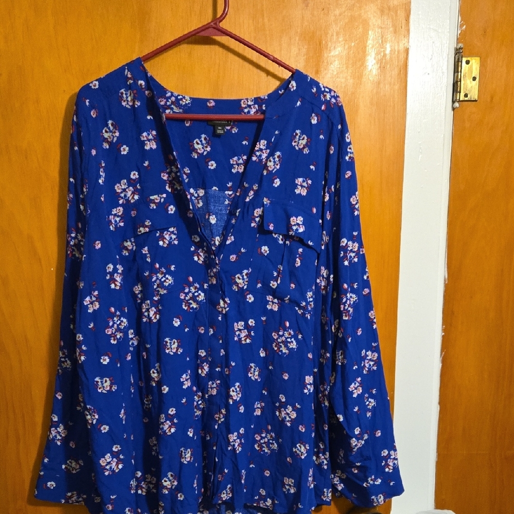A.N.A Flowy Blouse